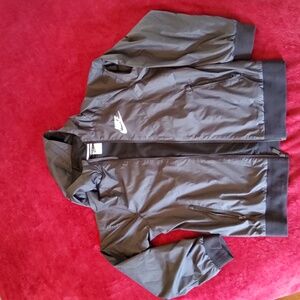 Nike Black Windbreaker Kids Size Large
